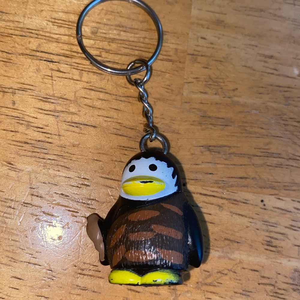 Star Awards Penguin Keychain in good condition